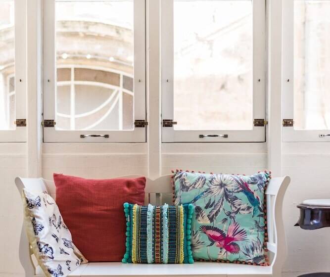 اتاق لوکس با بالکن, Valletta Lucente Guest House