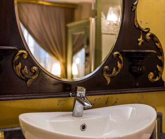 اتاق لوکس با بالکن, Valletta Lucente Guest House