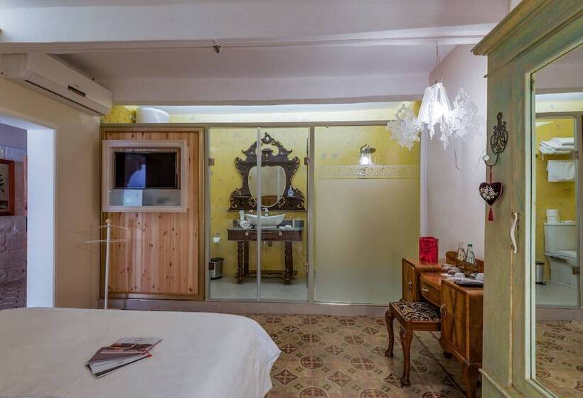 اتاق لوکس با بالکن, Valletta Lucente Guest House