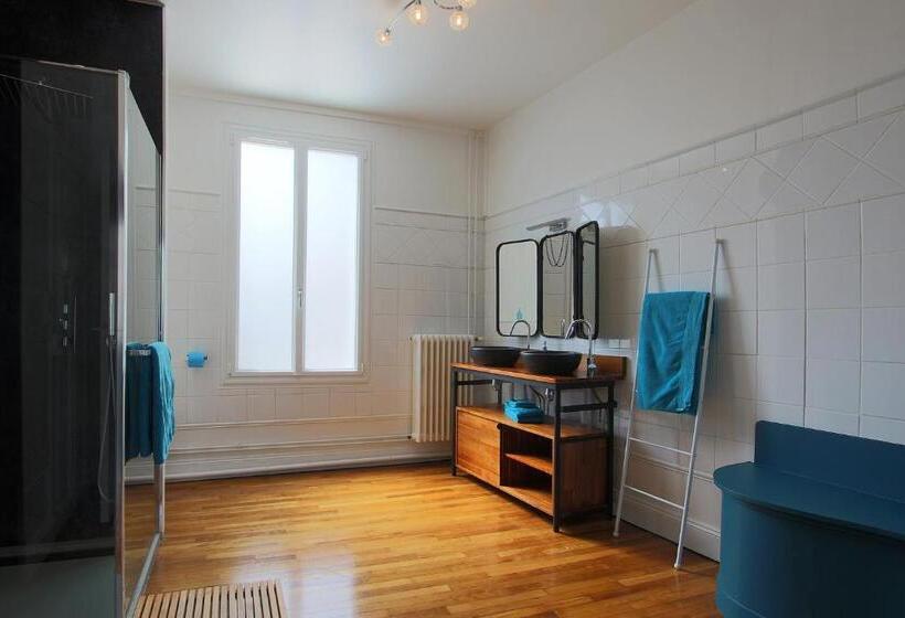 Номер Deluxe, L Iliade   Chambres D Hôtes   B&b à Bouzy