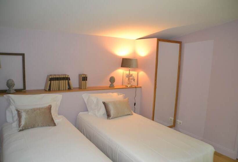 Номер Стандарт, Chateau Pont Saintmartin