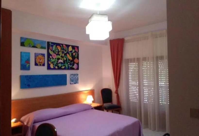 Standard Yhden Hengen Huone, Al Saliceto