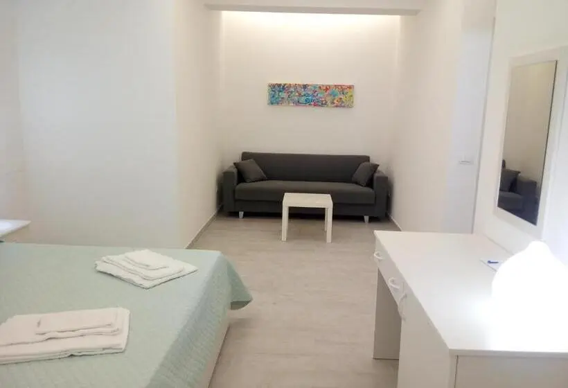 Deluxe Kolmen Hengen Huone, Al Saliceto