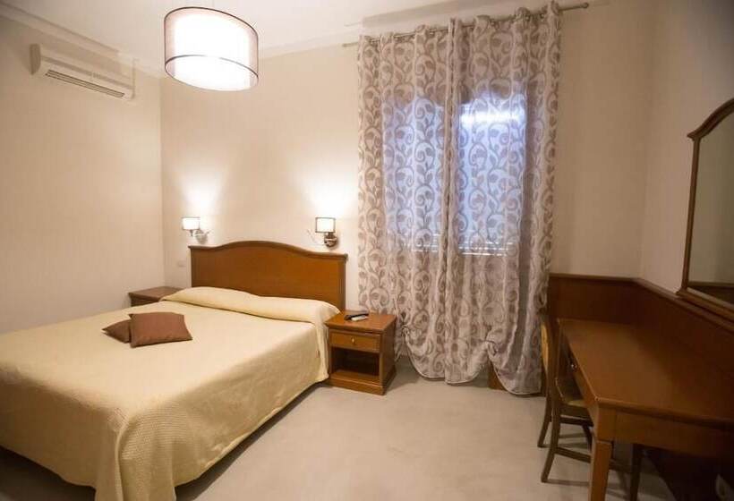 اتاق استاندارد یک نفره, La Magione