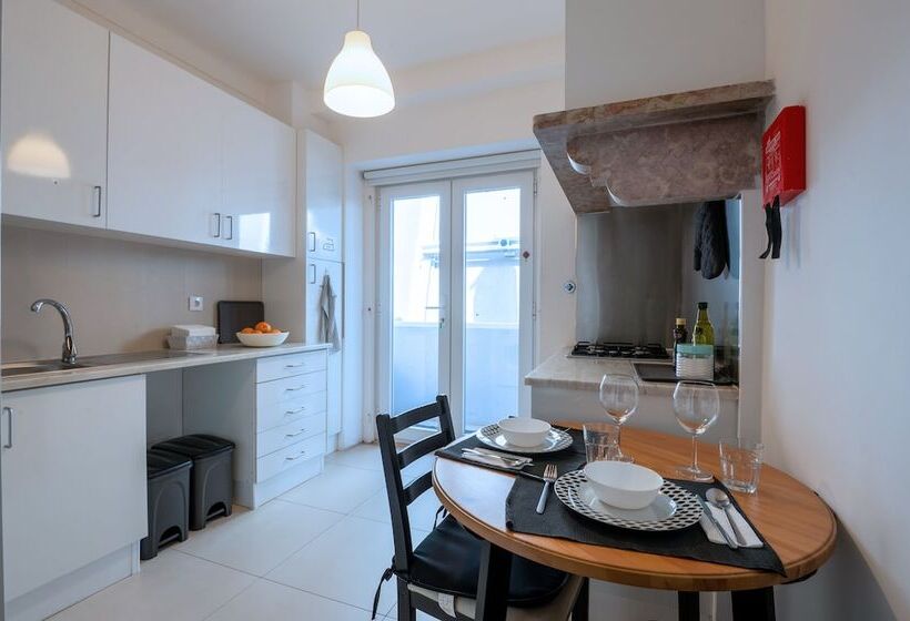 Quarto Estandar Banheiro Compartilhado, Dumont Lisbon Guesthouse