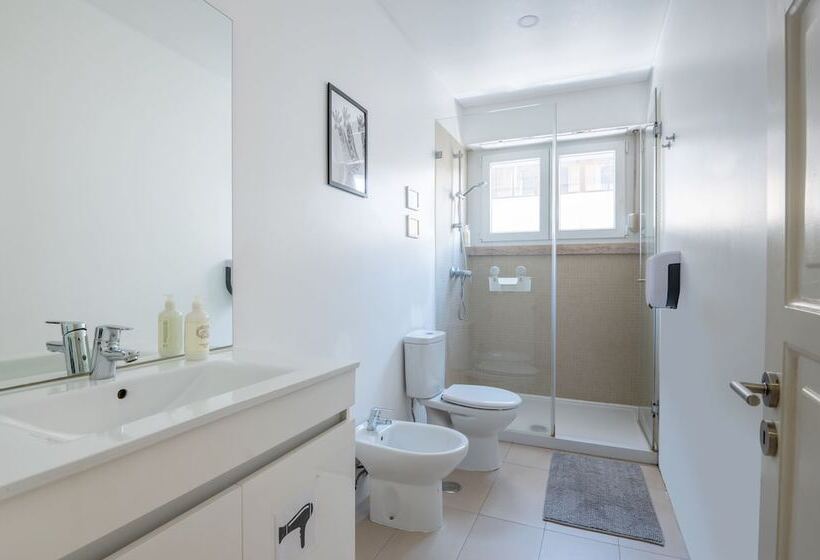 Quarto Estandar Banheiro Compartilhado, Dumont Lisbon Guesthouse