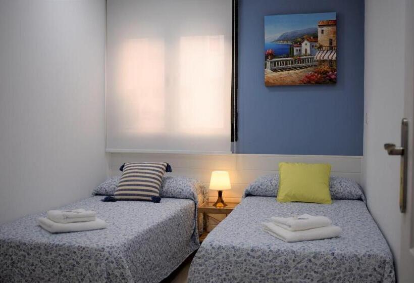 سوییت خانوادگی, Sleeping Sarria