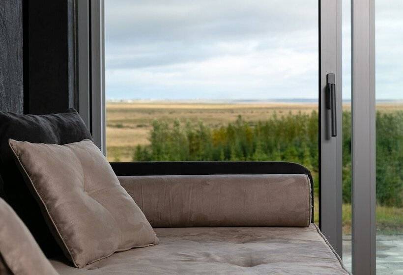 سوئیت برای معلولان, 360 Hotel & Thermal Baths