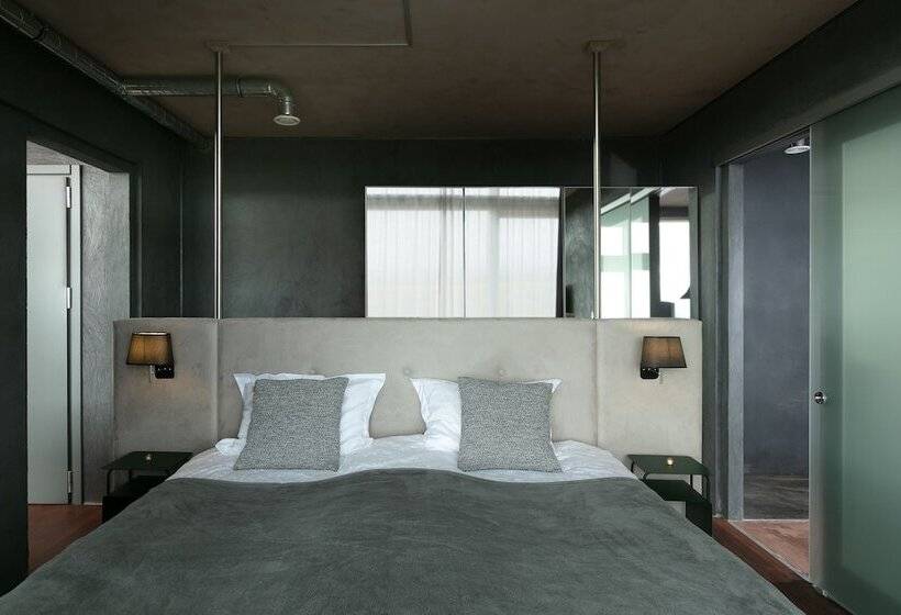 سوئیت برای معلولان, 360 Hotel & Thermal Baths