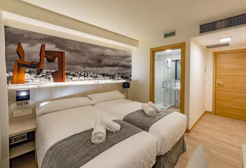 Superior Room with Terrace, Atotxa Rooms