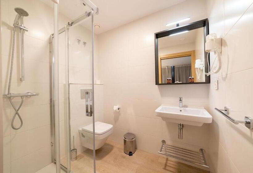 חדר סופריור נוף לעיר, Atotxa Rooms