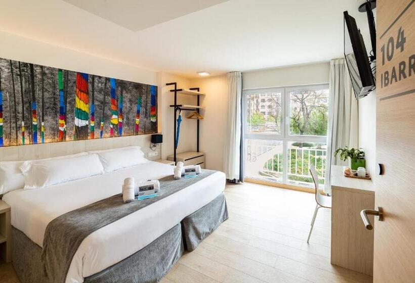 اتاق سوپریور با چشم‌انداز شهر, Atotxa Rooms