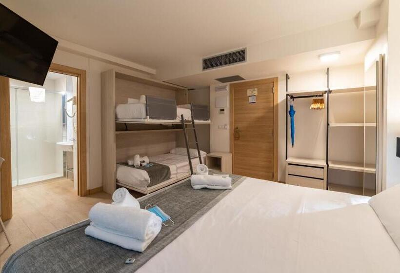 اتاق کلاسیک چهارنفره, Atotxa Rooms