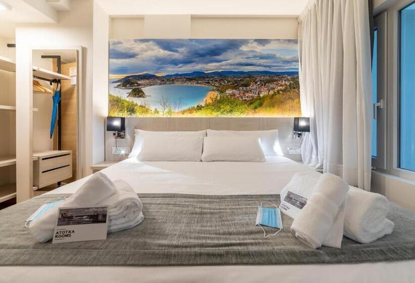 اتاق کلاسیک چهارنفره, Atotxa Rooms
