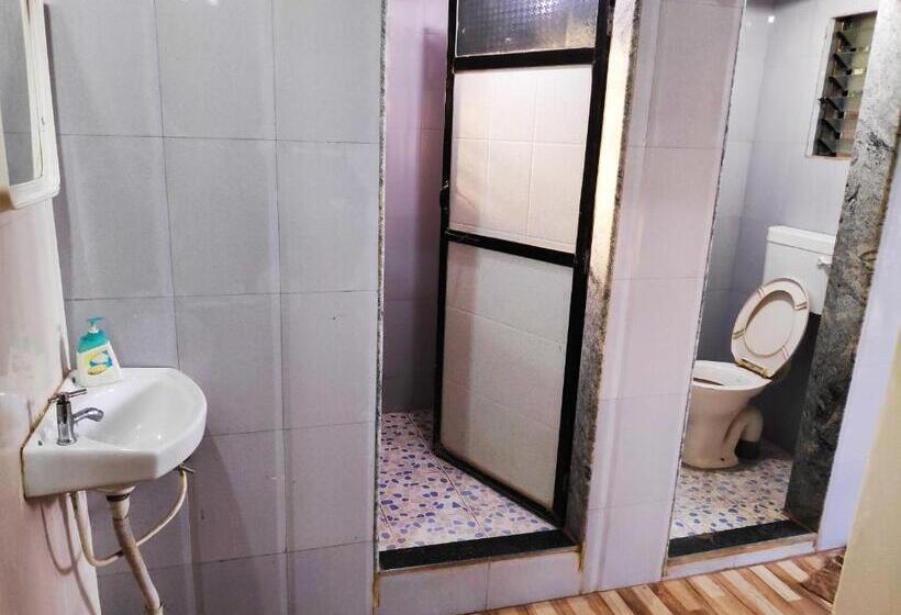 Standard-bungalow 2 Makuuhuonetta, Ashish Baug Cottage