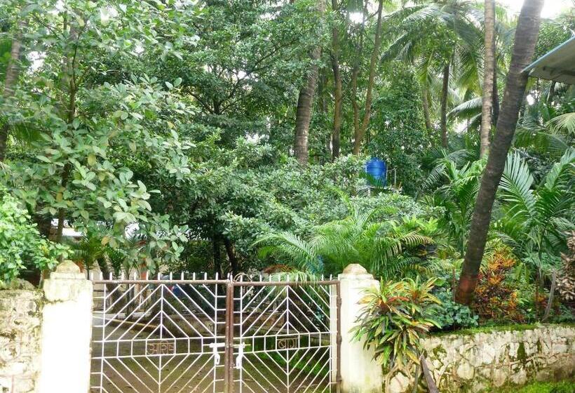 Standard-bungalow 2 Makuuhuonetta, Ashish Baug Cottage