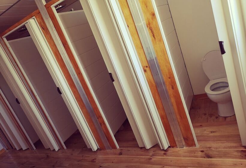 ルームシェアのワンベッド, Crucesinn Albergue   Hostel