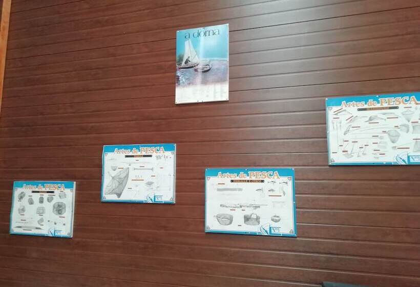 ルームシェアのワンベッド, Crucesinn Albergue   Hostel