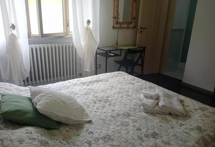 اتاق استاندارد, Florinda B&b Viareggio