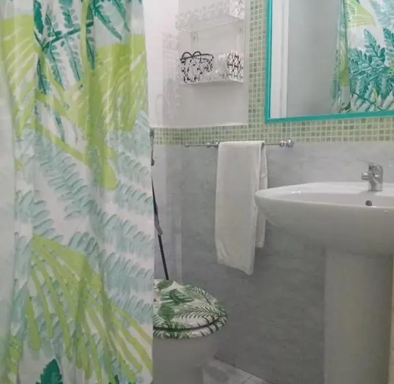اتاق استاندارد, Florinda B&b Viareggio