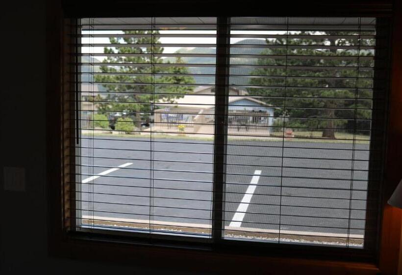 חדר סטנדרט, Columbine Inn