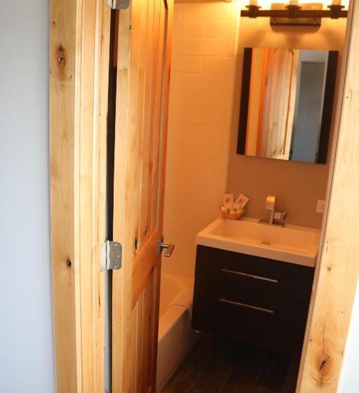 חדר סטנדרט, Columbine Inn