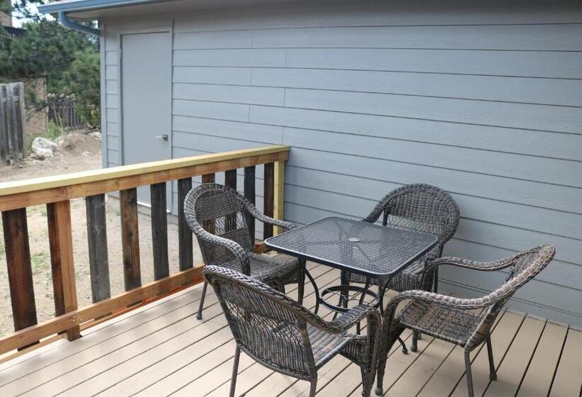 חדר סטנדרט פנימי, Columbine Inn