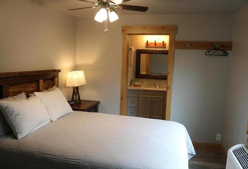 חדר אקונומי, Columbine Inn