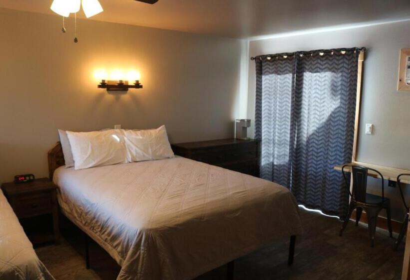 חדר סטנדרט פנימי, Columbine Inn