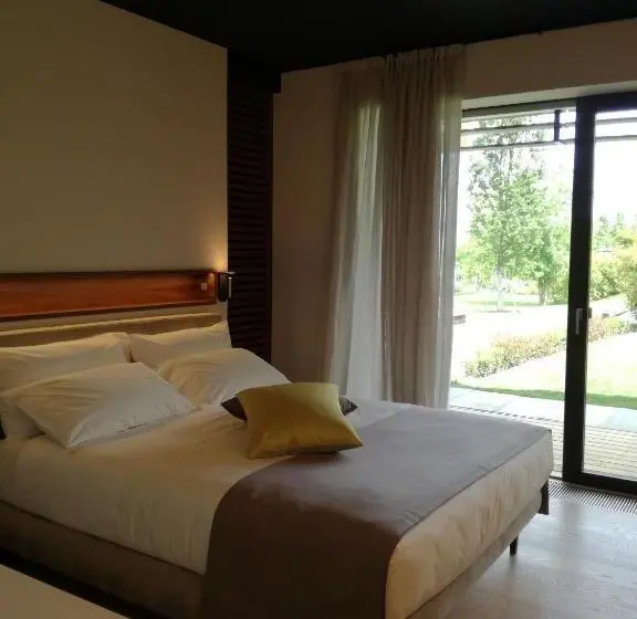 اتاق استاندارد, Relais Le Rocche