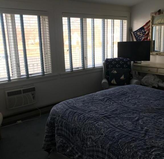 غرفة قياسية مطلّة علي الحديقة, Topsides Bed & Breakfast