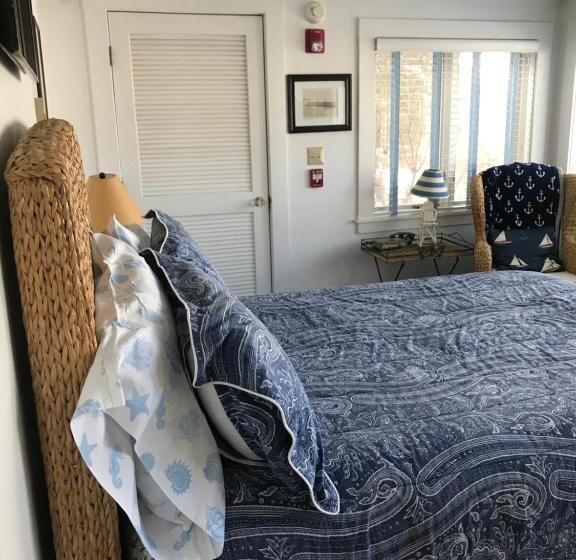 غرفة قياسية مطلّة علي الحديقة, Topsides Bed & Breakfast