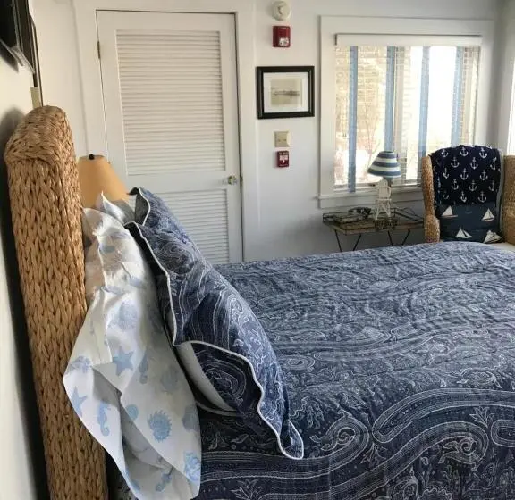 ガーデンビュースタンダードルーム, Topsides Bed & Breakfast