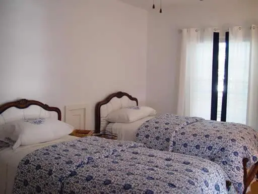 エコノミールーム, Topsides Bed & Breakfast