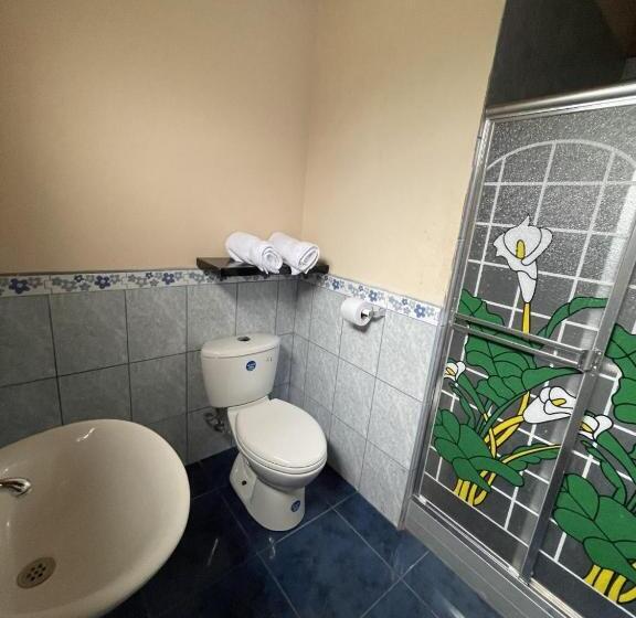 스탠다드 트리플 발코니 룸, Hostal Casa Cultural Mindo