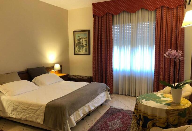 غرفة ديلوكس مطلّة علي الحديقة, B&b Casa Boscolo