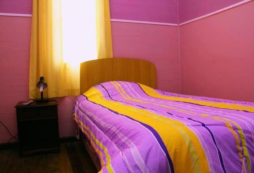 标准单人间, Hospederia Taltal