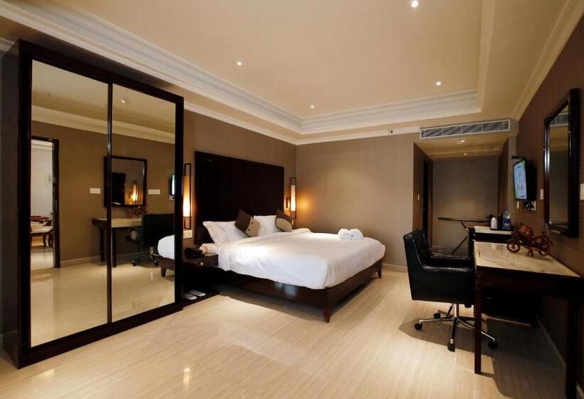 Люкс, Park Residency