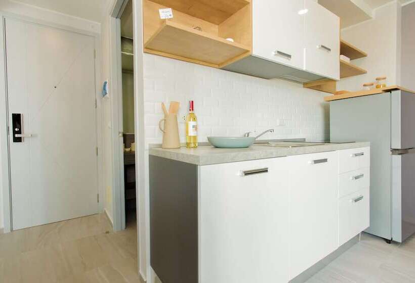 Apartament Deluxe 1 Sypialnia, Noon Village Tower 1