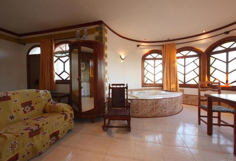 اتاق لوکس با چشم‌انداز دریا, Residencial Cabo Verde Palace