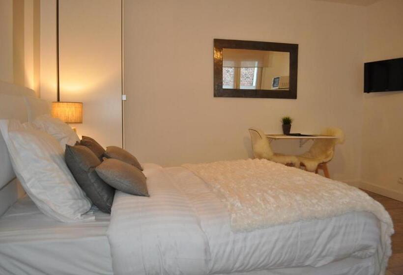 استودیوی سوپریور, Victoria's House