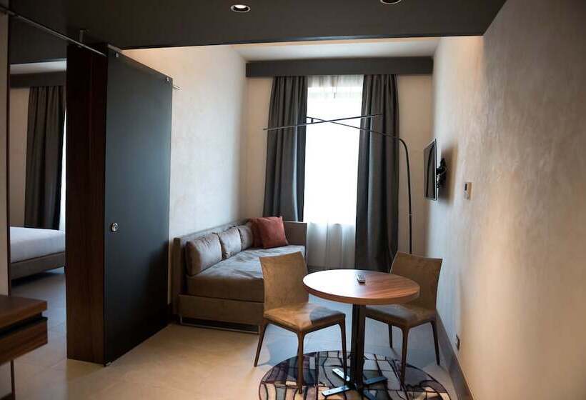 Люкс, Gasometer Urban Suites