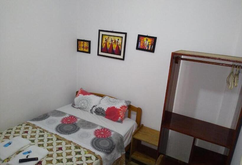 اتاق لوکس, Bachíg Hospedaje