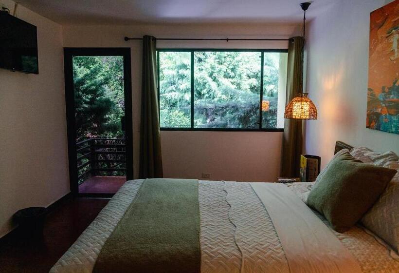 اتاق لوکس, Juayua