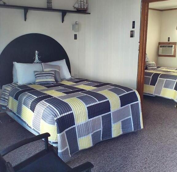 스위트, The Monarch Motel