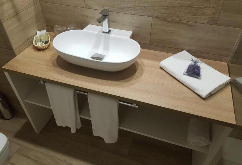 חדר סטודיו סטנדרד, Asador O Callejon De Belchite