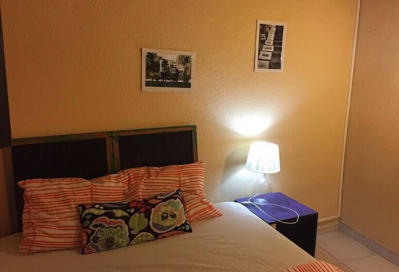 اتاق استاندارد با سرویس بهداشتی مشترک, Fun And Sun Center 2