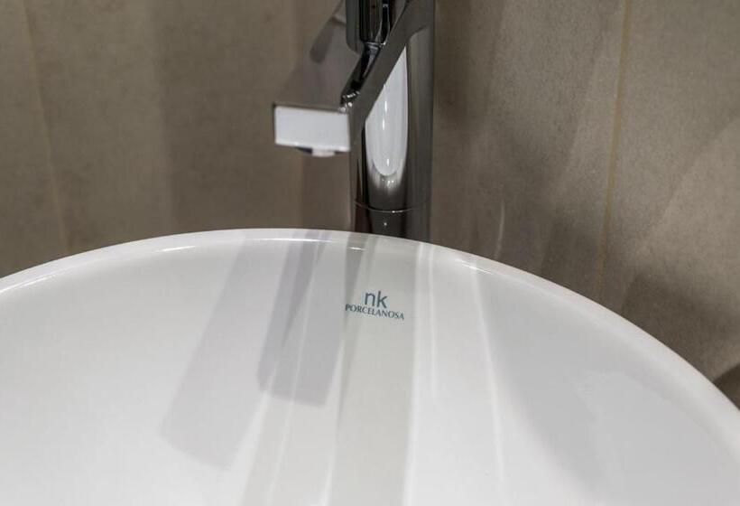 اتاق استاندارد, Cuatro Caminos Rooms