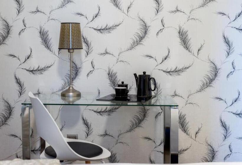 اتاق استاندارد, Cuatro Caminos Rooms