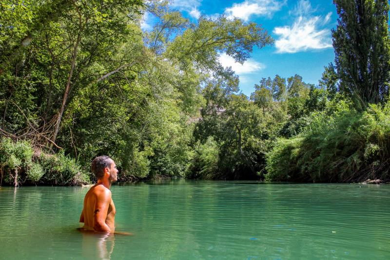 جناح ديلوكس, Xuq Lomas De Ruvira